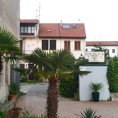 Panzió Il Rustico Turate